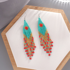 Pendientes Largos de Borlas con Cuentas Tejidas a Mano para Mujer, Joyería Moderna para Bodas y Fiestas por MD HANDICRAFTS - Product Image 6