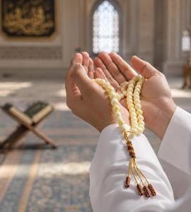 Chapelet religieux artisanal de luxe en résine jaune et blanche, perles rondes avec motif géométrique poli pour la prière islamique - Product Image 3
