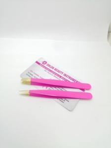Wholesale Price Eyebrow Tweezers Custom Logo & Color Slanted Pointed Tweezers With Spring Scissor Ingrown Hair Plucking Tweezers - Product Image 1