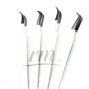 Pince à épiler professionnelle RMI en acier inoxydable, pointe en fibre, revêtement blanc, points noirs, prise ferme, tous types - Product Image 2