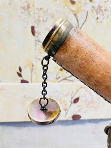 Telescopio antiguo de latón de alta calidad con soporte de latón y acabado de cuero alrededor del tubo en venta por exportadores. - Product Image 5