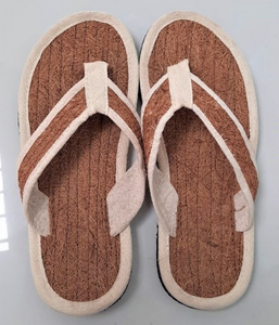 Sandalias Vigi Farm de Fibra de Coco Natural, Ecológicas, Resistentes a la Intemperie, Hechas a Mano, con Correa Blanca - Product Image 3