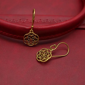 Pendientes de Latón de Diseño Versátil para Cualquier Ocasión, Acabado Liso, Precio de Fábrica al por Mayor, Artesanía en Metal - Product Image 3