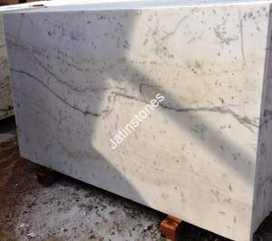 Panel de Piedra de Mármol Pistacho con Superficie Blanca Suave y Ligeras Líneas Grises para Uso en Plataformas de Cocina, Pisos de Pasillos y Decoración - Product Image 6