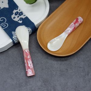 Cuchara de caviar de nácar al por mayor, vajilla de lujo, cuchara de concha hecha a mano para cenas elegantes y sets de regalo - Product Image 4