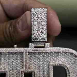 Pendentif Hip Hop entièrement serti de diamants de laboratoire, en acier inoxydable plaqué platine, DOPE JEWELLS, 30,58 CT, personnalisé, unisexe - Product Image 3