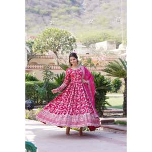 Ensemble de robe en viscose jacquard pour femmes avec dupatta en soie russe - Product Image 2