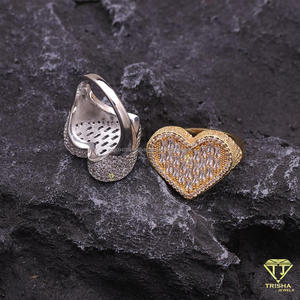 Bague en argent sterling 925 de qualité supérieure avec diamants de laboratoire en forme de cœur et pierres taille baguette pour les acheteurs en gros - Product Image 4