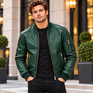 Chaqueta Bomber de Cuero Repujado para Hombre – Chaqueta de Motociclista Acolchada Verde de Lujo con Bolsillos con Cremallera, Chaqueta de Moto Elegante para Hombre - Product Image 1