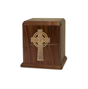 Urnes funéraires en bois de style arabe, urnes de crémation en gros, dernière qualité, design artisanal, urne pour adulte, marque SWH, Uttar Pradesh - Product Image 4