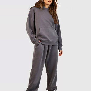 Stylish Street 2 Piece Set Track Suit Custom Tracksuit for Women Oversized Cotton Fleece Wholesale Women Tracksuits - Product Image 3