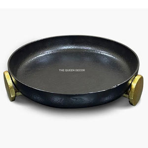 Plateau de service décoratif ovale en aluminium luxueux avec poignées en feuille de laiton doré, fait main, décoration d'intérieur, prix le plus bas - Product Image 3