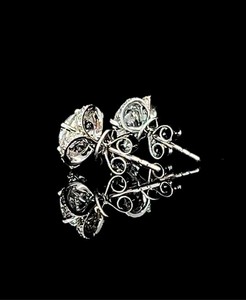 Vente en gros de boucles d'oreilles en argent sterling 925 avec diamants en forme de fleur, diamants CVD cultivés en laboratoire de qualité supérieure 2,65 ct, fabricant de bijoux fins - Product Image 5