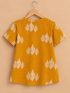 Blusa de lino color mostaza para mujer con estampado de hojas, cuello en V, manga corta, corte holgado, informal, para primavera y verano - Product Image 2