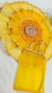 Chunri de lujo hecho a mano con volantes y encaje Gota Patti, diseño étnico Mata Ki Chunari, Dupatta para Navratri, tela decorativa para templo - Product Image 4
