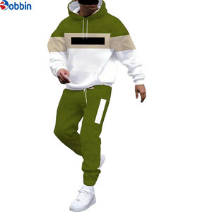 Ensemble de survêtement décontracté 2 pièces pour homme, style streetwear, en tissu tricoté polyester épais, coupe régulière, avec sweat à capuche imprimé et pantalon - Product Image 3
