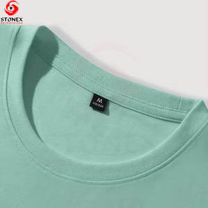 Camiseta Extra Grande Personalizada de Fábrica OEM para Mujer con Logotipo Bordado, Unisex, Primavera Verano, Color y Talla Personalizables - Product Image 3
