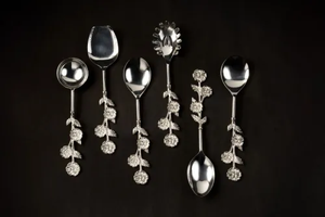 FAIZA CRAFT Ensemble de Couverts Écologiques en Acier Inoxydable Poli Miroir avec Manche en Aluminium – Vaisselle de Luxe Moderne pour Service de Salade à Domicile - Product Image 4