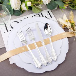 Set di 25 Piatti in Plastica Argento per Cena/Dessert, 25 Forchette, 25 Coltelli, 25 Cucchiai, 175 Pezzi Kit di Articoli per Feste Usa e Getta Argento - Product Image 3