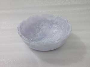 Cuenco de Resina Hecho a Mano con Diseño de Espiral Morado Claro, Plato Decorativo Brillante para Servir - Product Image 3