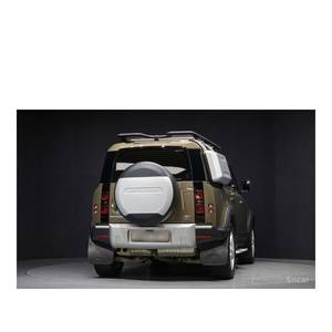 Land Rover Defender 110 D240 SE modèle 2020 avec 86 276 km, boîte de vitesses automatique, carburant diesel, direction à gauche - Product Image 4