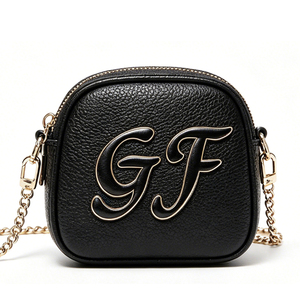 Sac bandoulière mini de créateur en PU avec chaîne métallique, sac à main pour femme, vente en gros - Product Image 1