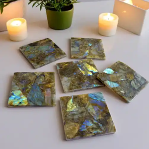 Posavasos de Labradorita, Piedra Preciosa Natural de Feldespato |   Juego de Posavasos Prism Sheen |   Elegante Regalo de Decoración para el Hogar |   Iridisancia Azul-Verde - Product Image 2