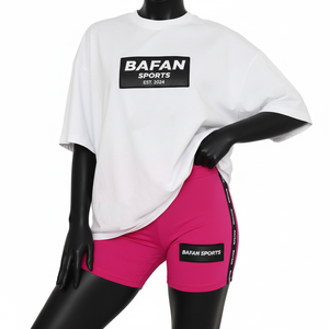 Conjunto de Camiseta y Pantalones Cortos de Algodón Premium con Spandex para Mujer, Blanco y Rosa, con Panel Lateral y Logotipo Termotransferido, 100% Algodón - Product Image 1