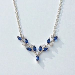 Collier Feuille de Saphir Bleu en Argent Sterling avec Pendentif Marquise, Bijou Vintage Fait Main en Pierre Précieuse, Cadeau Unisexe, Vente en Gros Rajasthan - Product Image 1