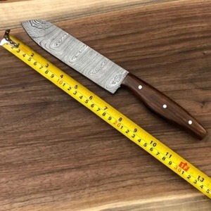 Ensemble de couteaux de chef en acier Damas, forgés à la main, manche en bois, lame finition satinée, pour droitier - Product Image 5
