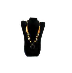Collier ovale en corne unisexe, pendentif rustique fait à la main et respectueux de l'environnement avec cordon réglable, bijoux bohème chic uniques pour hommes et femmes - Product Image 4