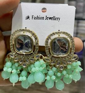 Pendientes de lujo con cuentas verde pastel, hechos a mano, de aleación de zinc chapada en oro, tradicionales, étnicos, para mujer, al por mayor - Product Image 5