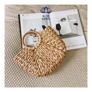 HOT SELLING Vintage Durable Foldable Lightweight Large Capacity Rattan Handbag Woven Summer Beach Bag Women Travel Shopping - Product Image 1