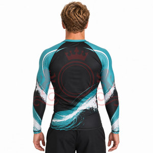 Durable Performance Clothing With Comfortable <b>Compression</b> Fit Rash Guard For Water Sports Rash Guard - Product Image 2