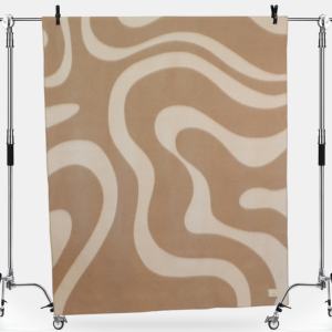 Manta de Pelo de Camello 100% Puro, Calidez Natural, Diseño Tejido Suave, 150*200cm - Product Image 3