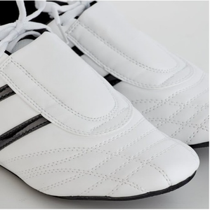 Calzado de Taekwondo de Alta Calidad, Ecológico, Duradero, Suave, Impermeable y Antideslizante, Aprobado por la WTF, para Entrenamiento y Competencia, en Tendencia - Product Image 6