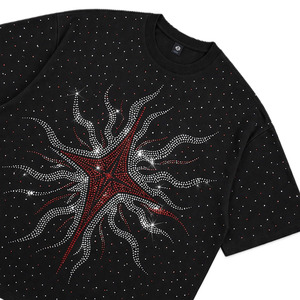 Camiseta Y2K moderna con pedrería roja y diamantes negros para hombre, camiseta de algodón extragrande con gráfico de cristal, estilo hip hop, ropa urbana, top Y2K - Product Image 4