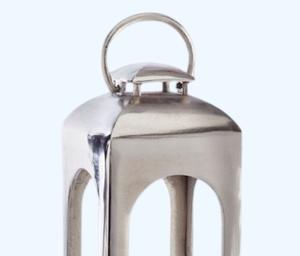 Venta al por Mayor de Faroles Metálicos Decorativos para el Hogar con Acabado Plateado Brillante, Faroles Metálicos para Exteriores de Estilo Moderno Hechos a Mano - Product Image 2