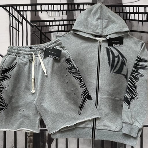 Meichao MIXED EMOTION Sudadera con Capucha de Forro Polar Transpirable con Estampado Desgastado para Verano, Diseño 2 en 1, Conjunto Casual de Pantalones Cortos para Hombre y Mujer - Product Image 4