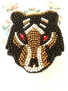 Nouveauté : porte-clés brodé sur mesure avec perles et accessoires de sac en perles de rocaille, breloques de sac brodées à la main en perles de rocaille - Product Image 3