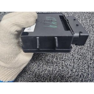ECU และโมดูลคอมพิวเตอร์มือสองขนาด A4 รุ่น 8K0907801H - Product Image 5