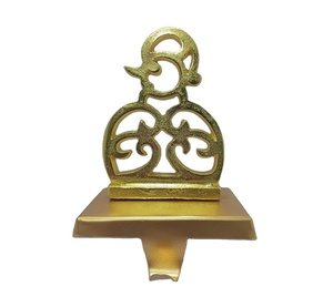 Soportes para calcetines de Navidad de primera calidad, diseño moderno con decoración navideña estampada elegante, exhibición de pared de repisa festiva para uso doméstico - Product Image 1