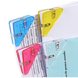<span class=keywords><strong>Clips</strong></span> de coin de livre en plastique Foska pour le bureau et les étudiants, <span class=keywords><strong>clips</strong></span> de coin de livre triangulaires colorés pour l'organisation des documents - Product Image 1