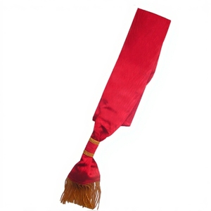 Écharpe rouge du Rite Français de 2e ordre avec broderie symbolique représentant les traditions, les cérémonies et les insignes du chapitre du grade. - Product Image 6