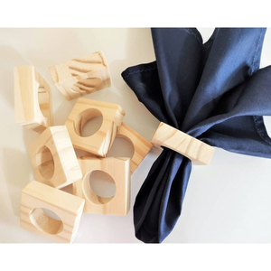 Anneaux de serviette carrés en bois faits à la main en gros, écologiques, rustiques, pour mariages, restaurants et tables à domicile - Product Image 1
