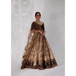 Vêtements indiens et pakistanais de créateur Dori Sequence Thread Work Lehenga Choli - Product Image 2