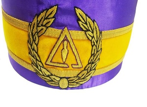 Gorro de corona con bordado dorado, gorro de corona, púrpura, real y selecto - Product Image 2