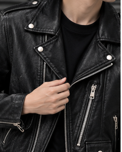 Veste de motard en cuir véritable noir pour homme, col rabattu court, fermeture éclair, ceinture à rivets - Product Image 3