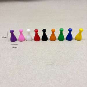 Piezas de Resina Personalizadas para Ajedrez Volador, Accesorios Creativos para Juegos de Mesa, Piezas de Juguete de Colores Variados al por Mayor - Product Image 1