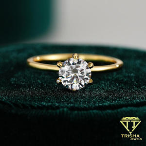 Bague solitaire de luxe en diamant de laboratoire taille ronde, monture six griffes dorée, élégante, pour fiançailles et mariages, pour femme - Product Image 1
